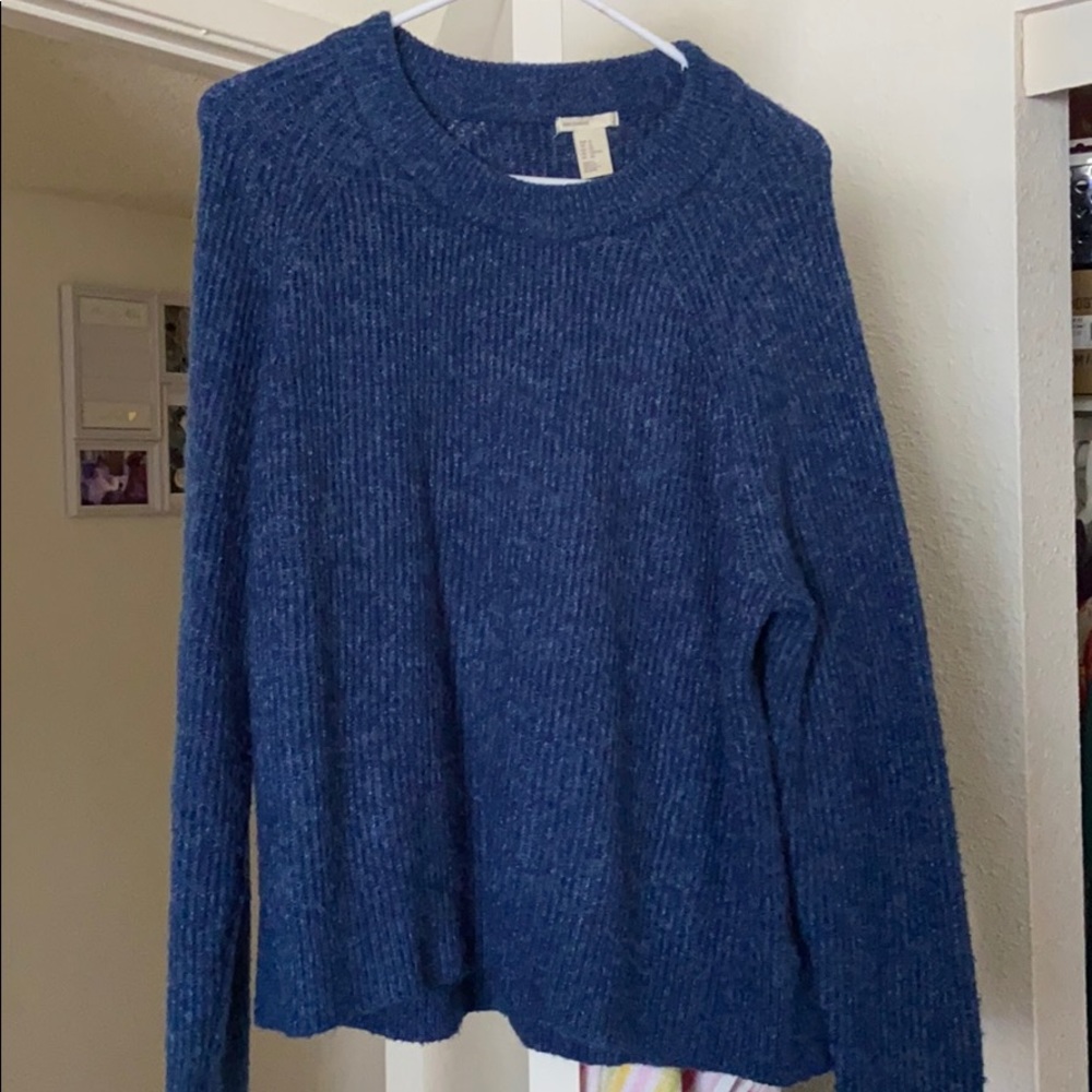 Long sleeve sweater